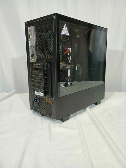整備済中古ゲーミングPC Core i5-12600 / RTX 3060 Ti 搭載機の実機写真