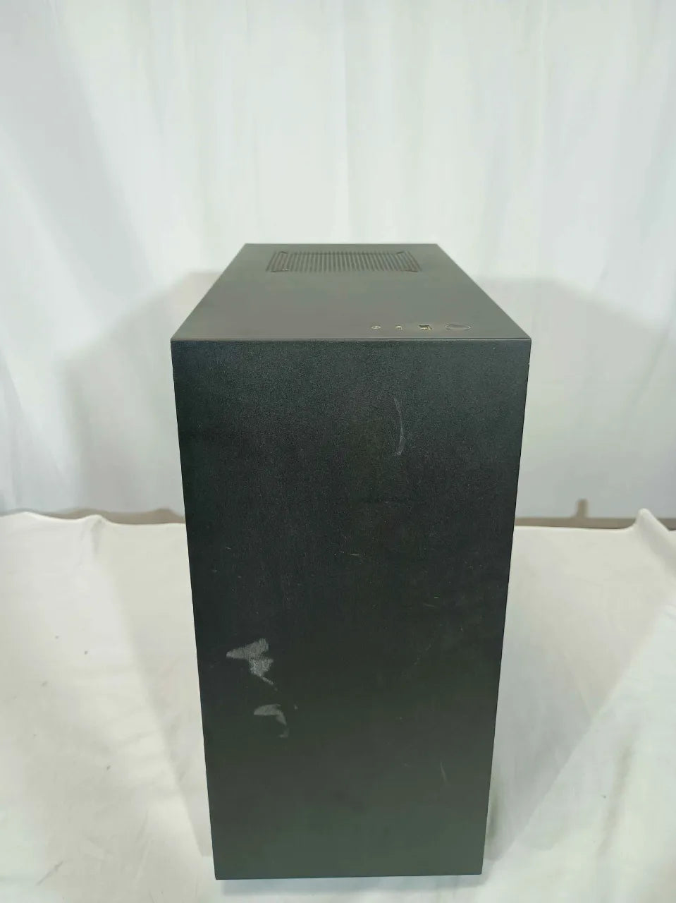 整備済中古ゲーミングPC Core i5-12600 / RTX 3060 Ti 搭載機の実機写真