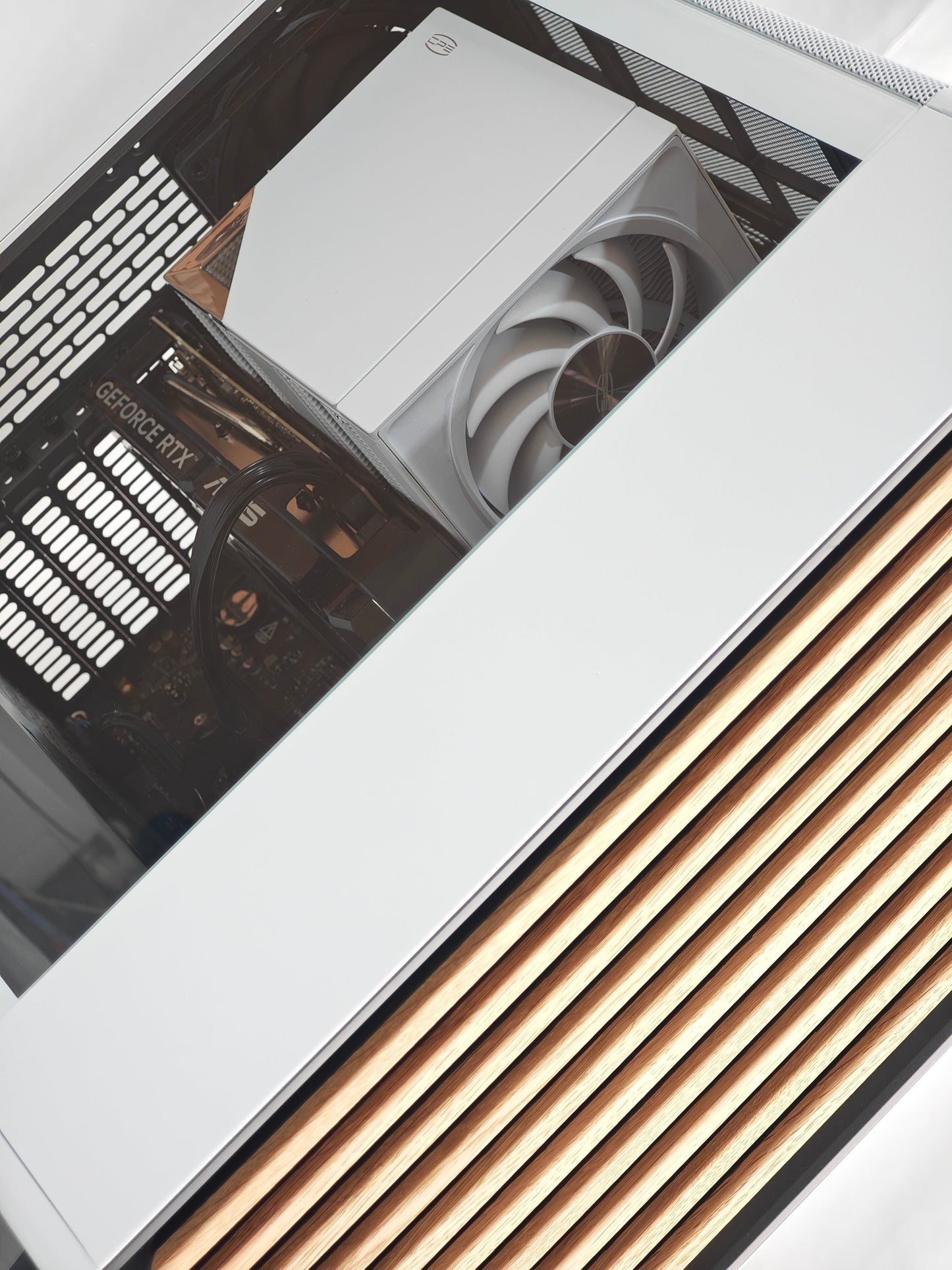 NN-GR：W NNシリーズ クリエイター向けPC